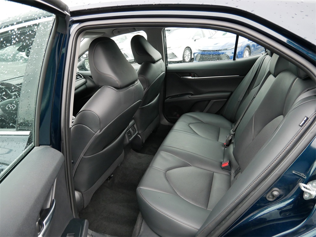 Vehicle image 12 of 29