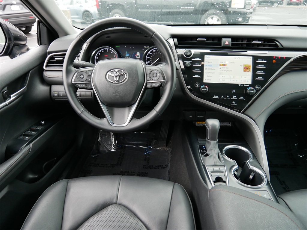 Vehicle image 13 of 29