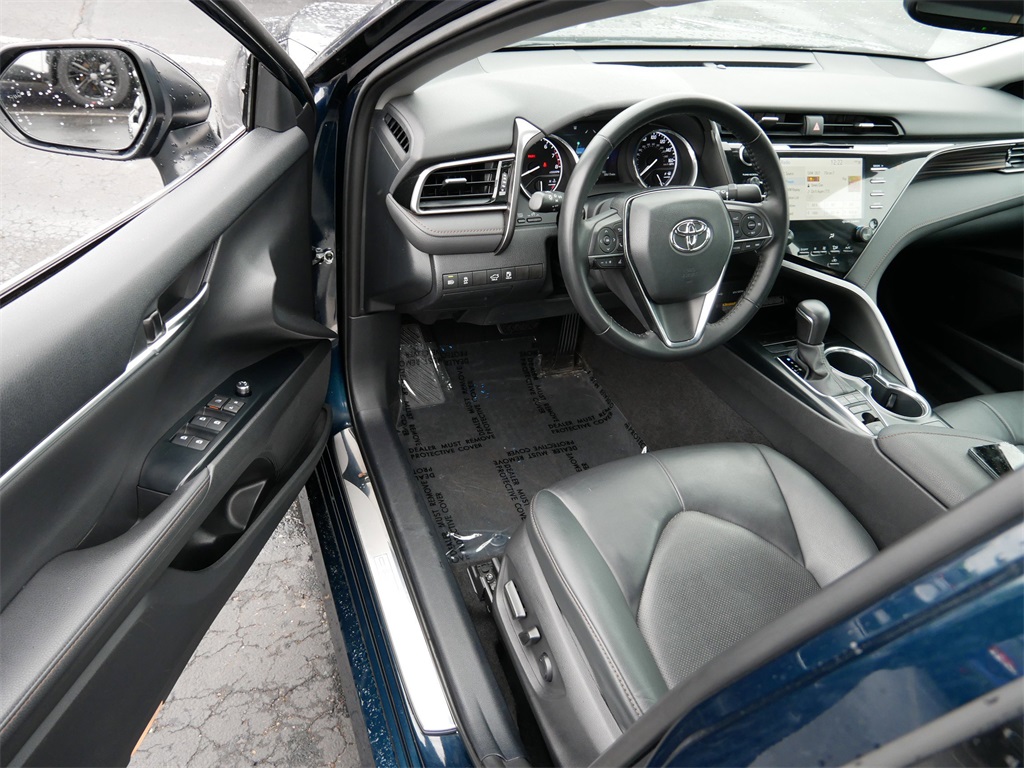 Vehicle image 11 of 29