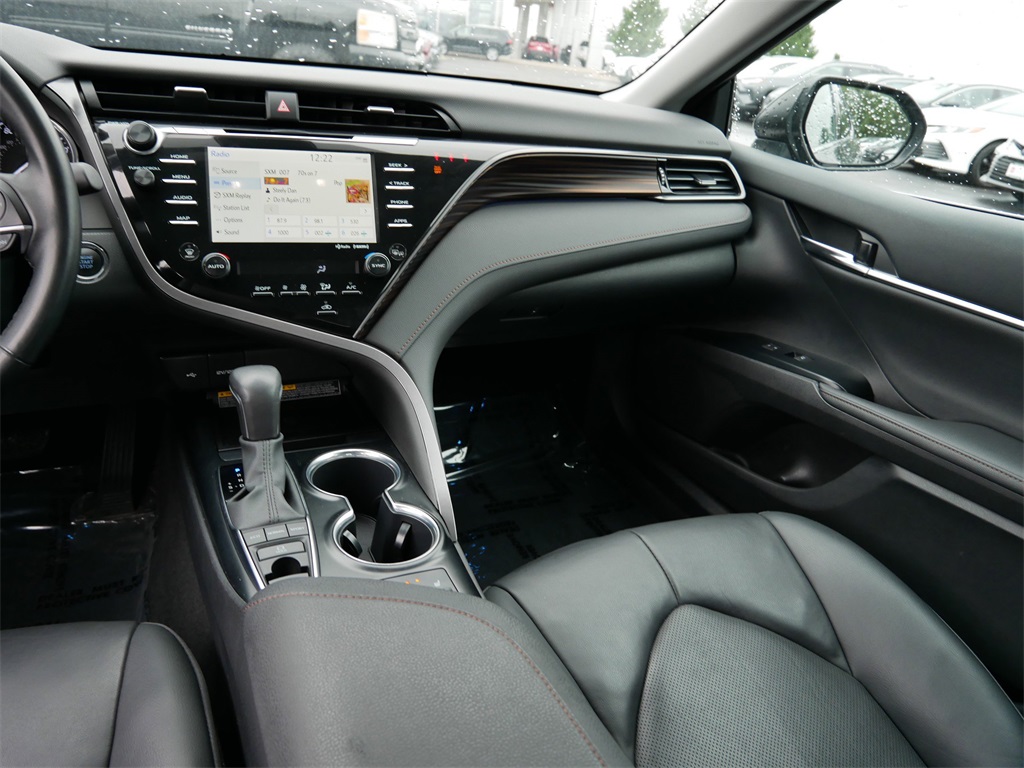 Vehicle image 15 of 29