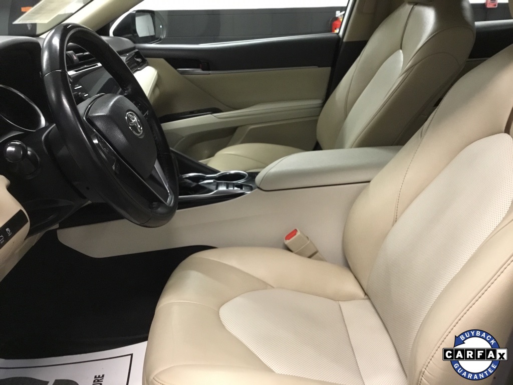 Vehicle image 20 of 51