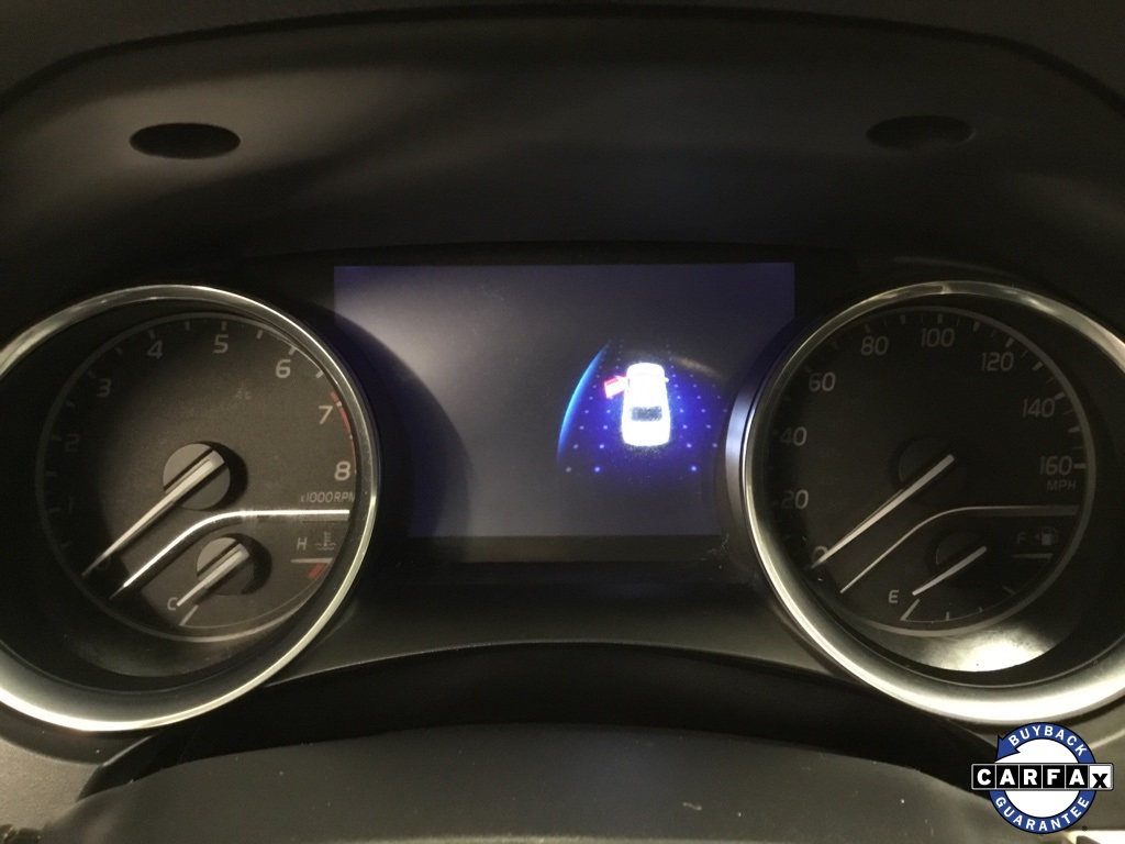 Vehicle image 40 of 51