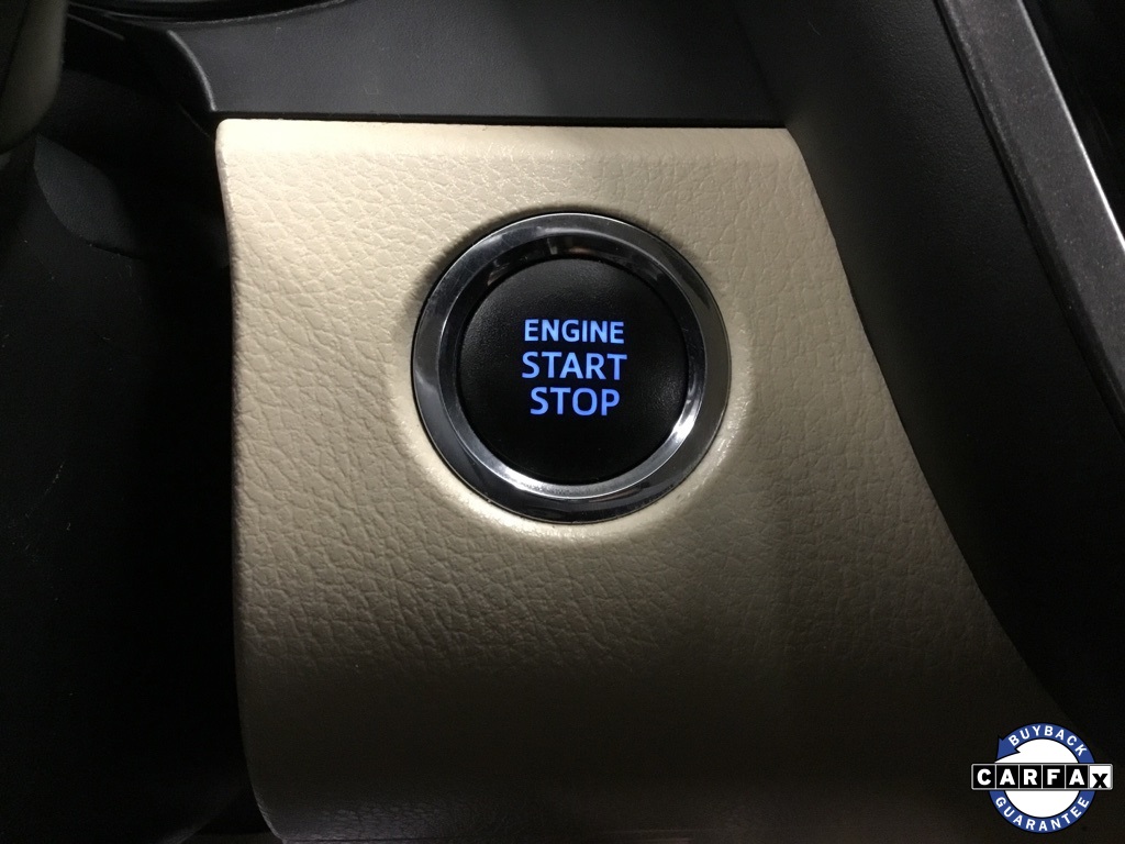Vehicle image 43 of 51