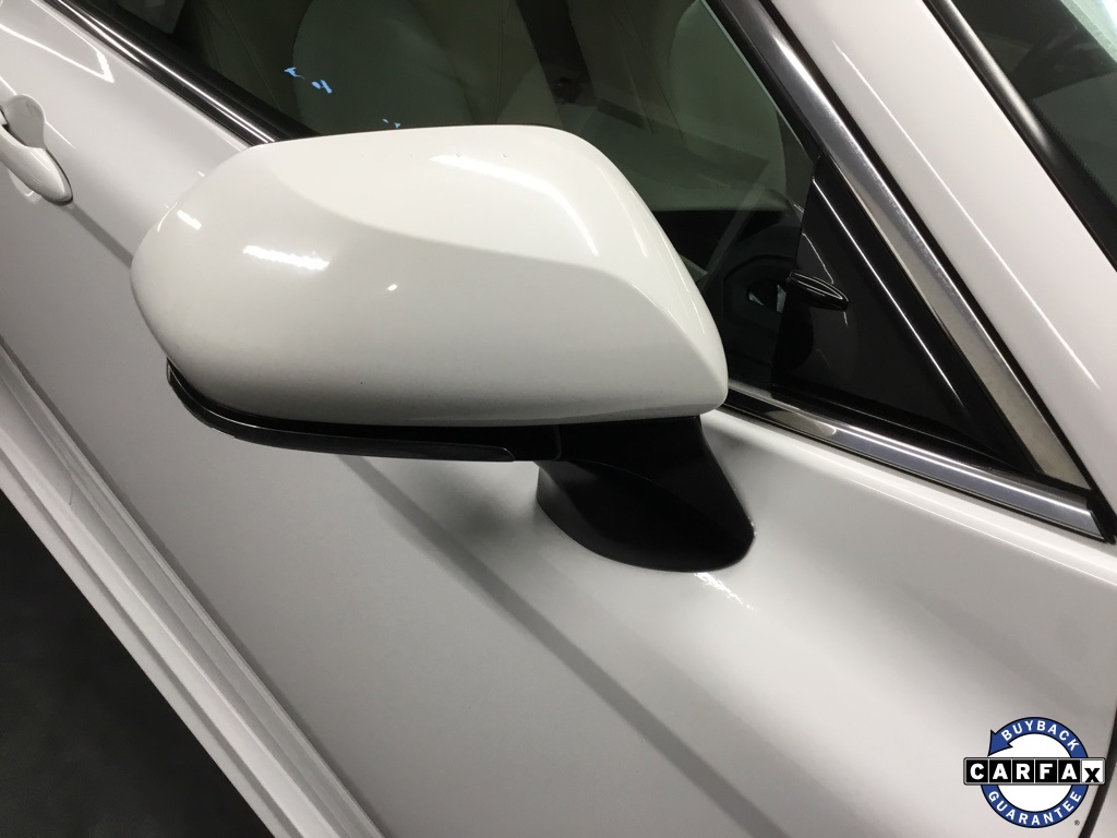 Vehicle image 19 of 51
