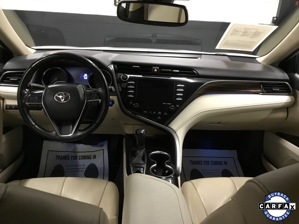 Vehicle image 23 of 51