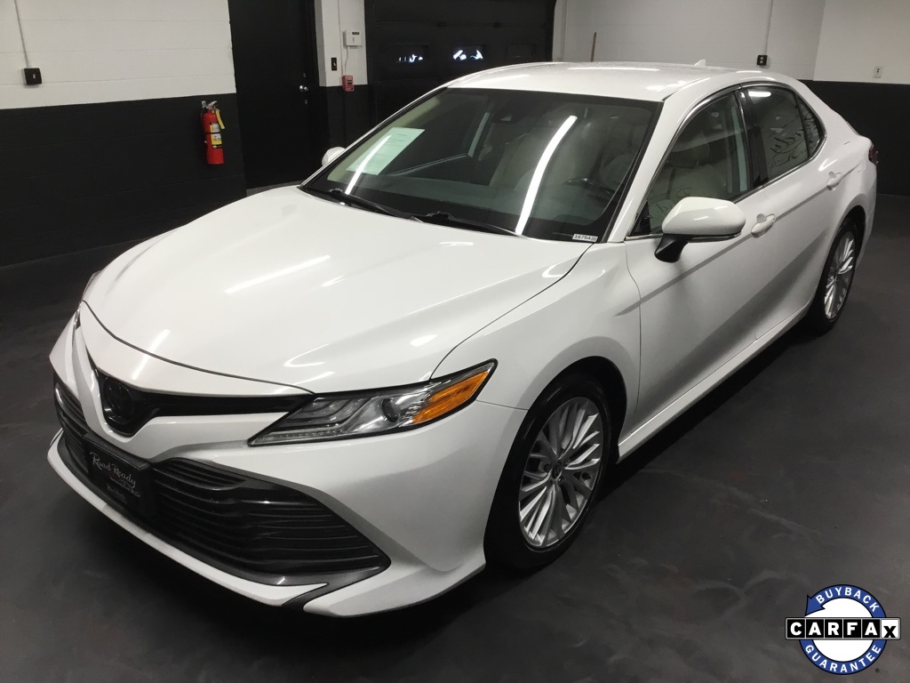 Vehicle image 9 of 51
