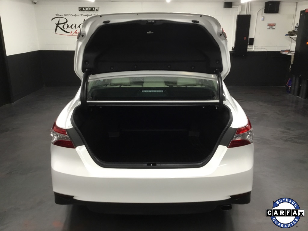 Vehicle image 13 of 51