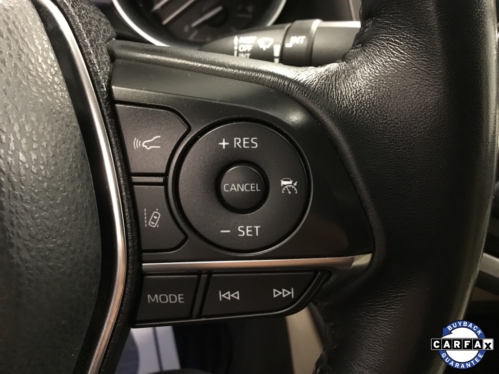 Vehicle image 48 of 51