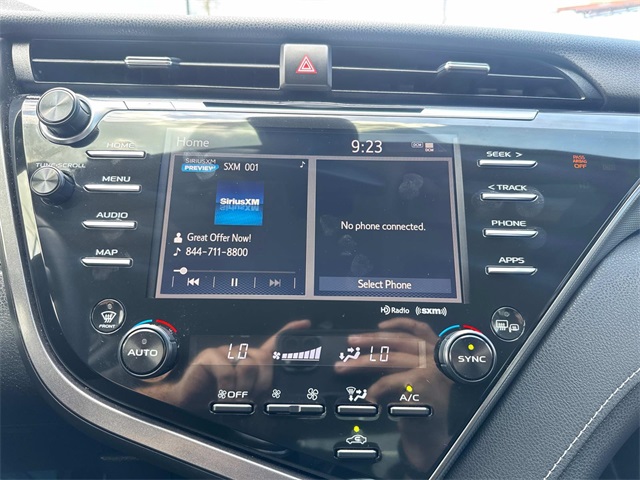 Vehicle image 17 of 27