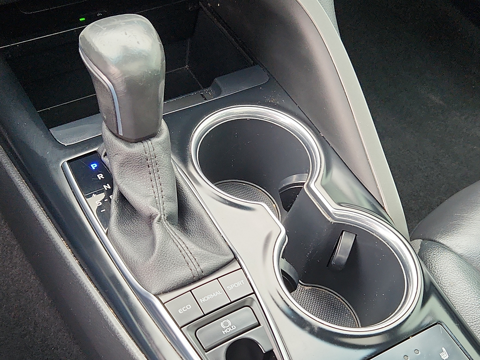 Vehicle image 13 of 20