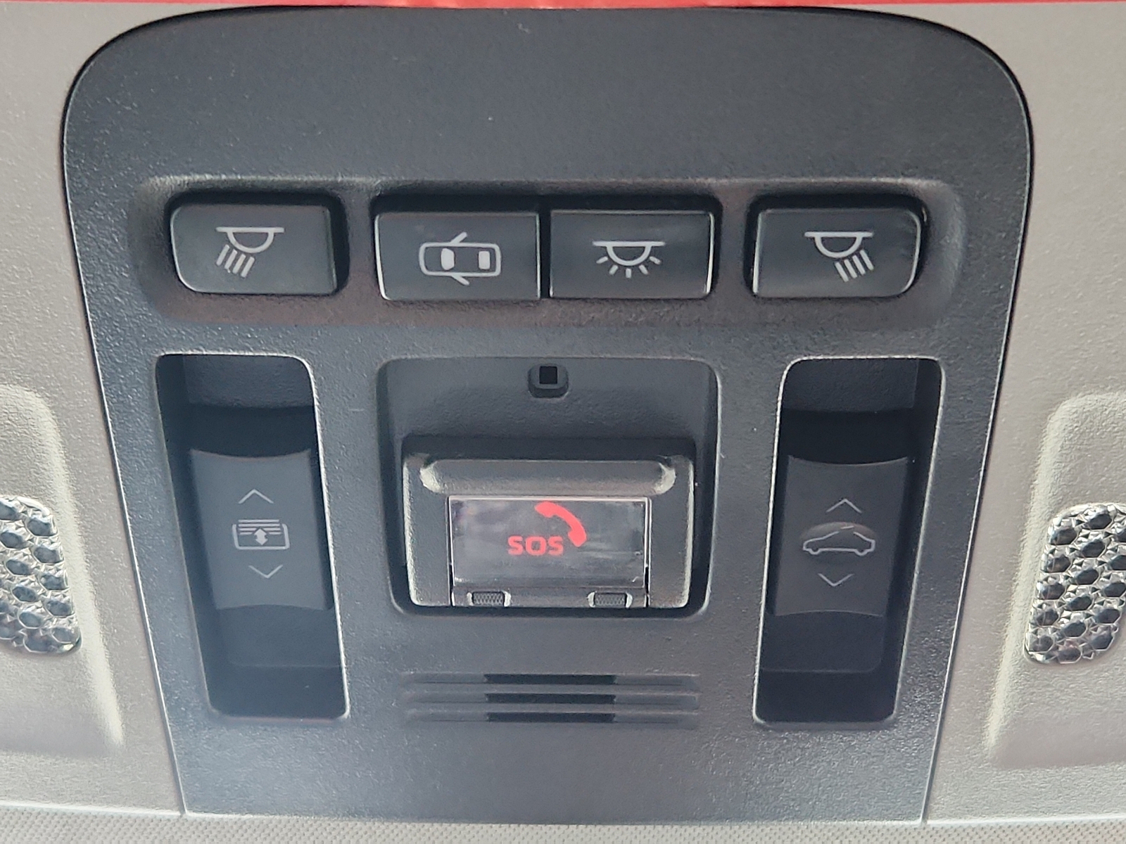 Vehicle image 19 of 20