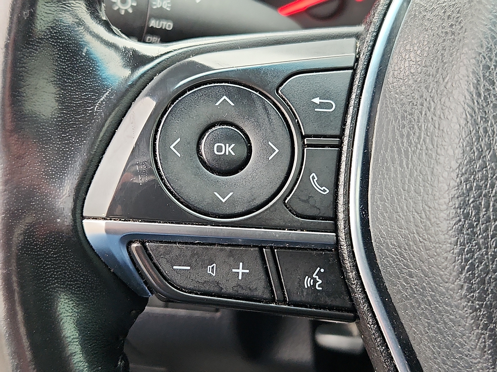 Vehicle image 16 of 20