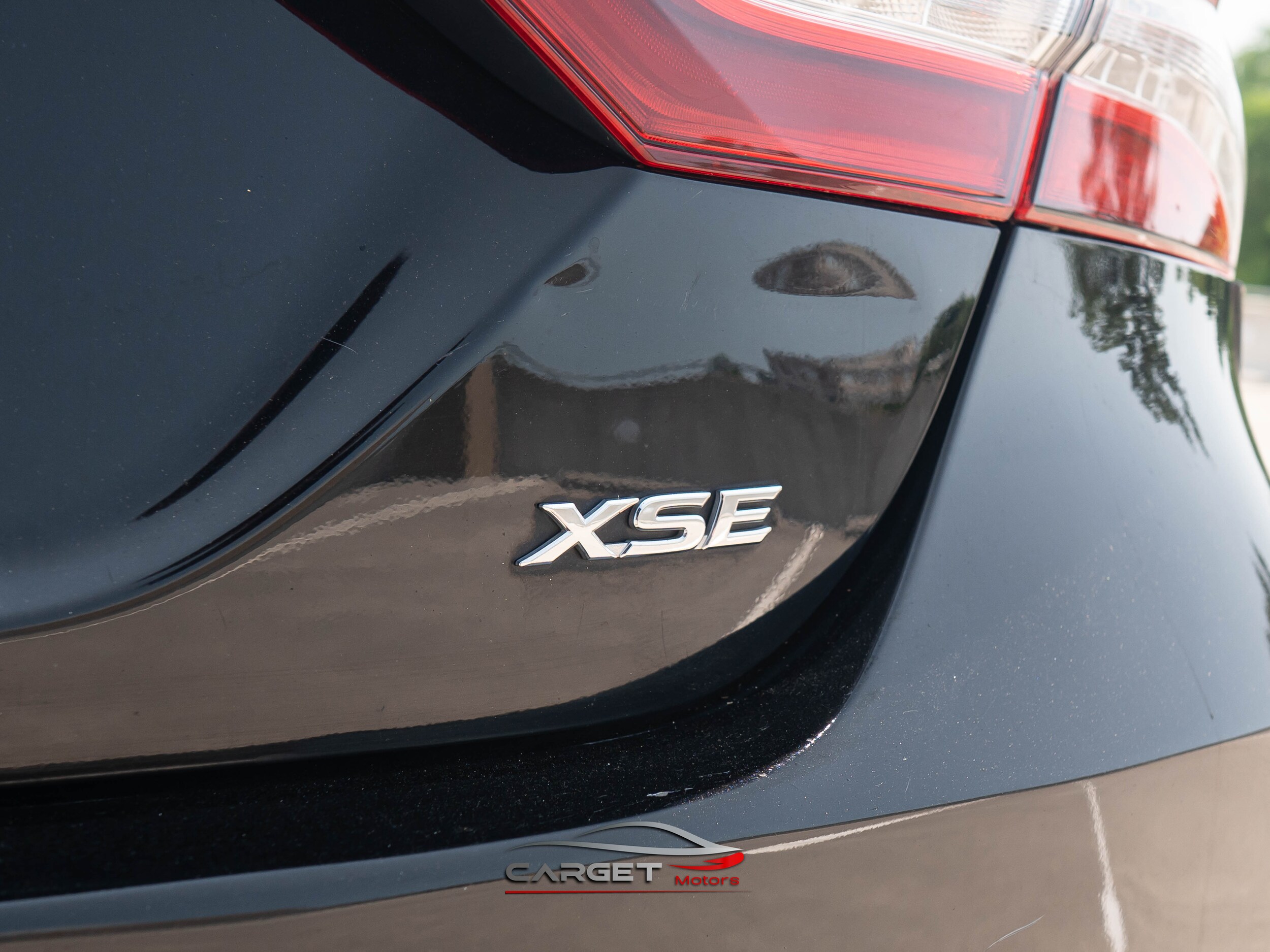Vehicle image 42 of 48