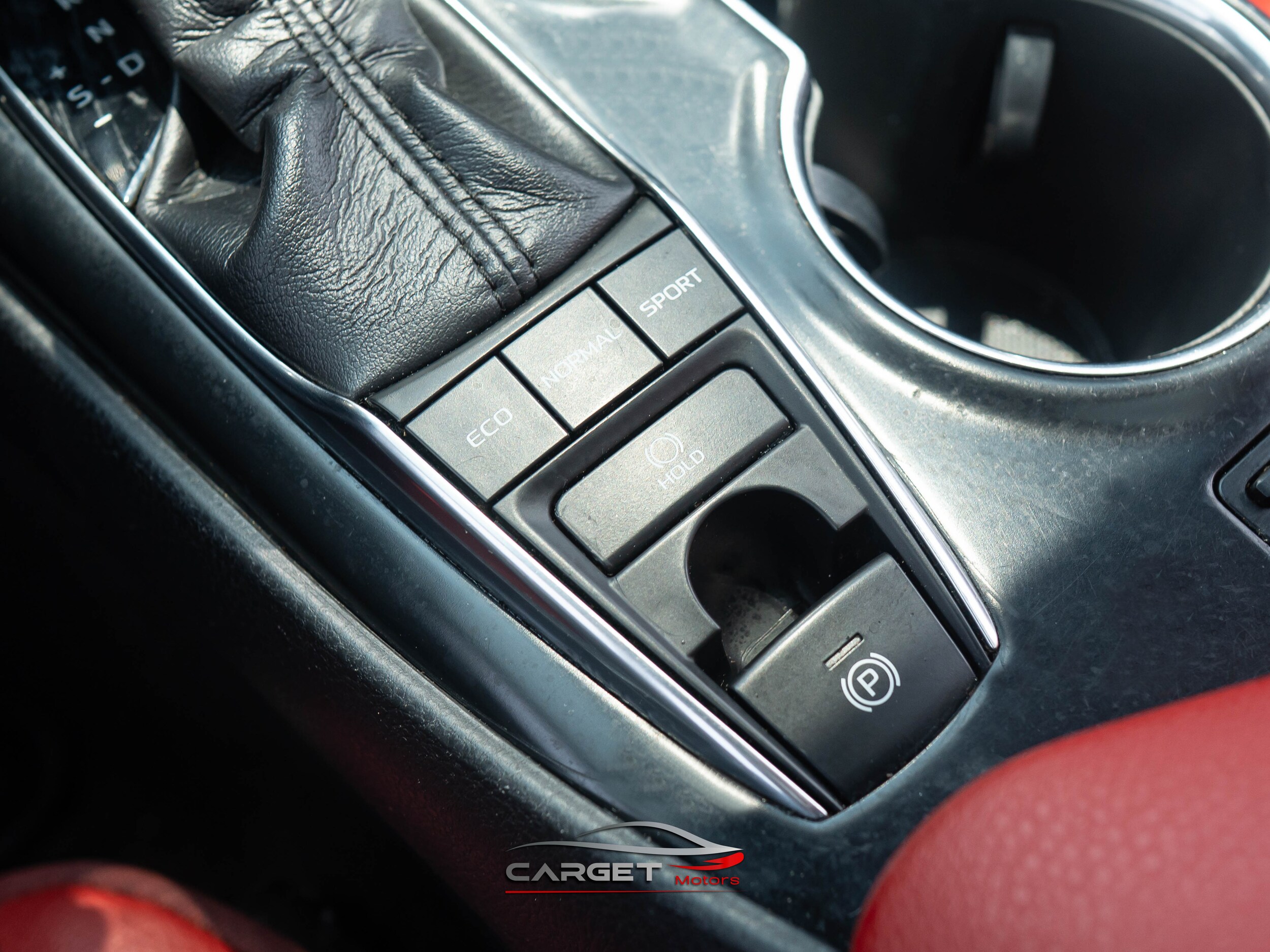 Vehicle image 31 of 48