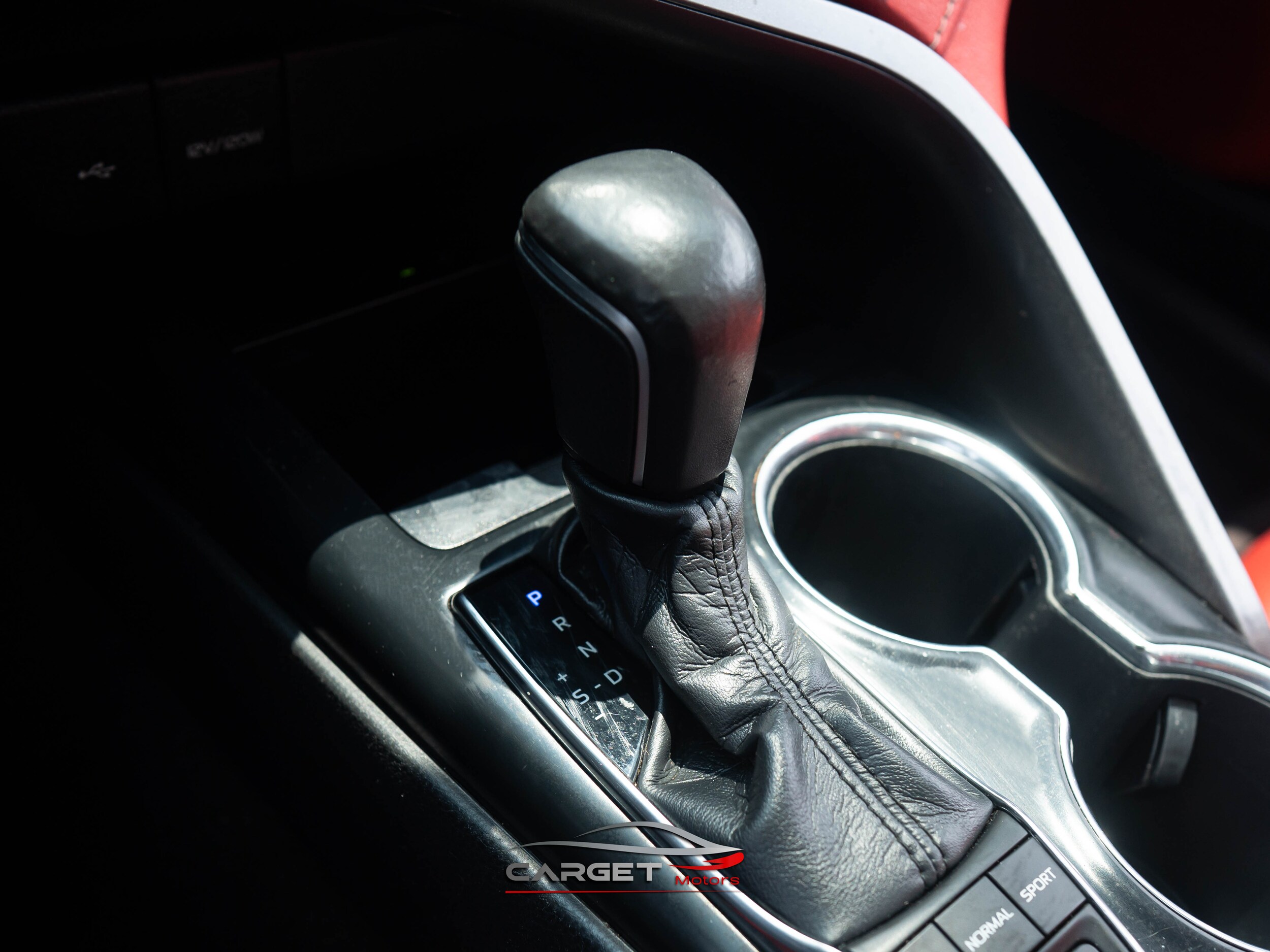 Vehicle image 30 of 48