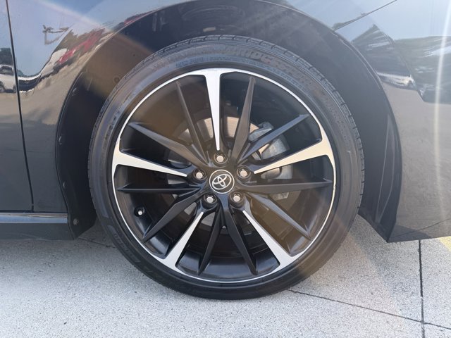 Vehicle image 34 of 36
