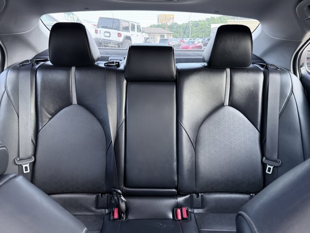 Vehicle image 24 of 36