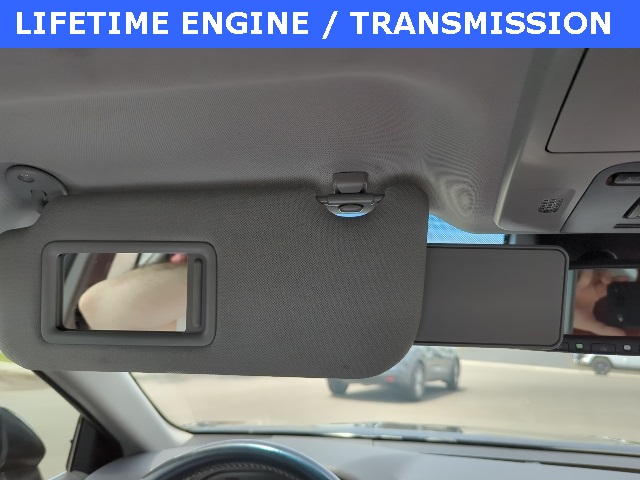 Vehicle image 29 of 33