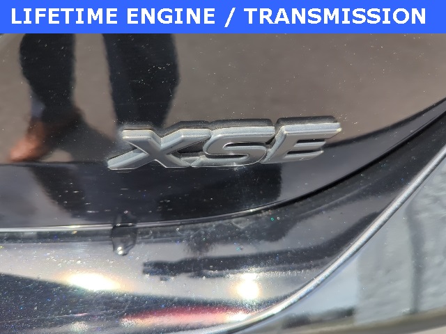 Vehicle image 26 of 33