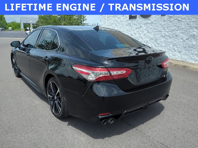 Vehicle image 7 of 33
