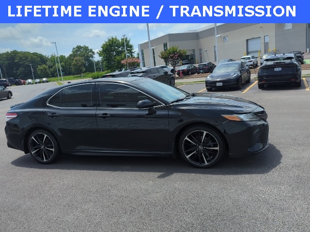 Vehicle image 4 of 33
