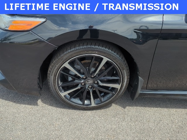 Vehicle image 9 of 33