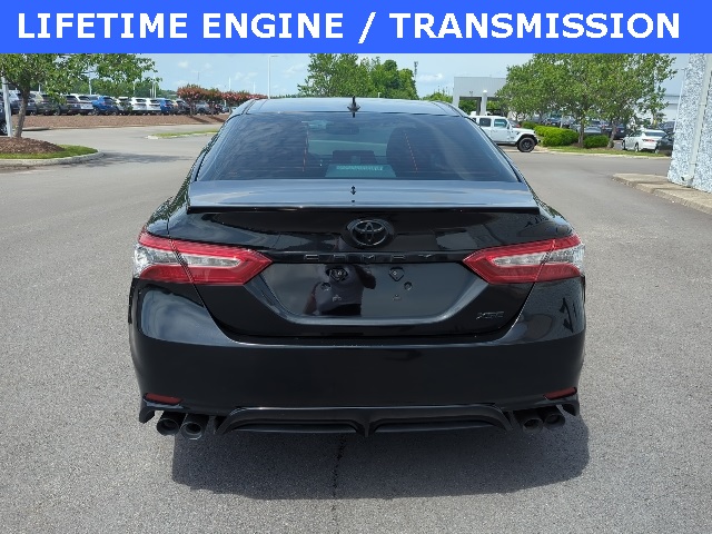 Vehicle image 6 of 33