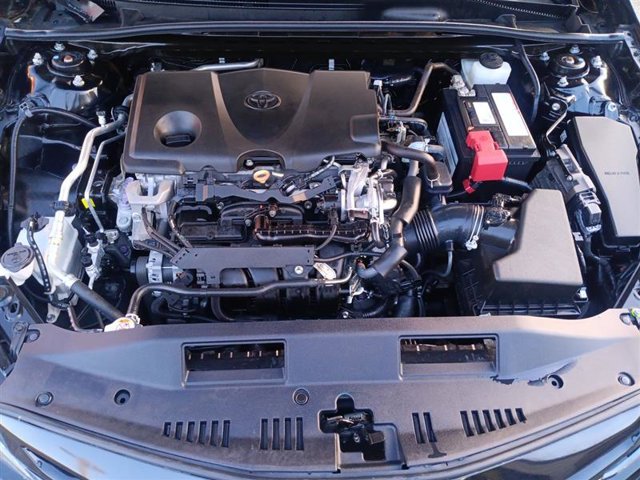 Vehicle image 18 of 26
