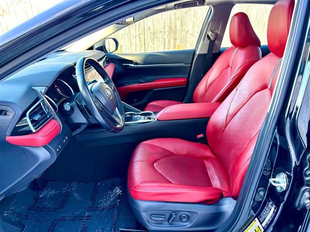 Vehicle image 24 of 26