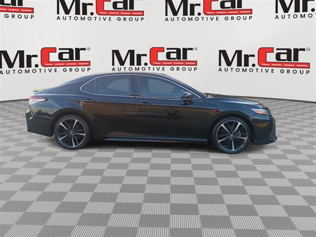 Vehicle image 7 of 26