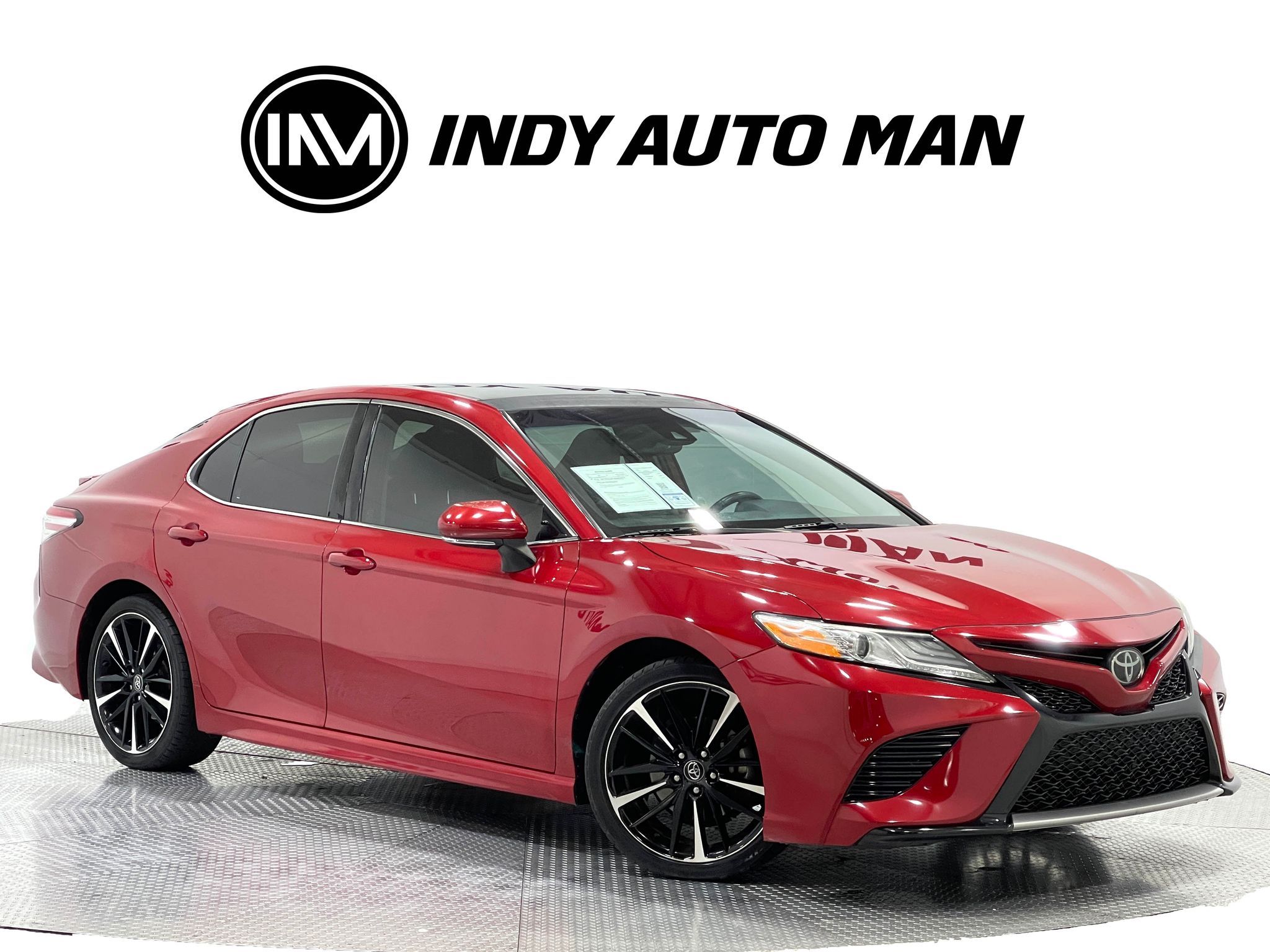 2020 Toyota Camry XSE Image 3 of 38