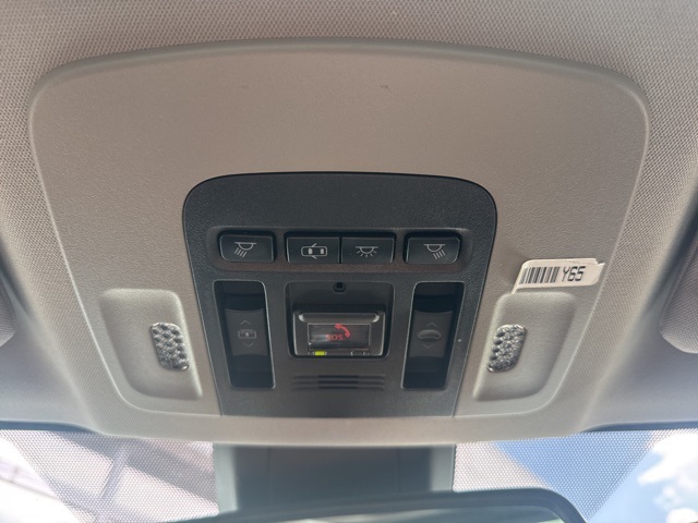 Vehicle image 23 of 29