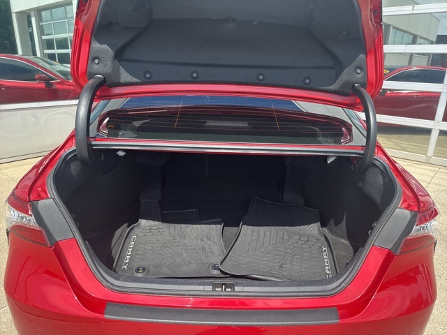 Vehicle image 9 of 29