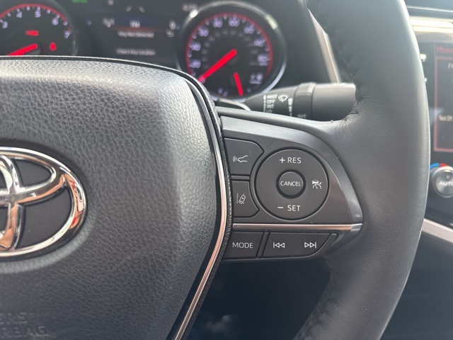 Vehicle image 28 of 29