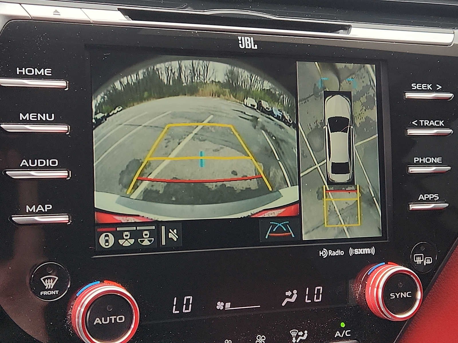 Vehicle image 17 of 30