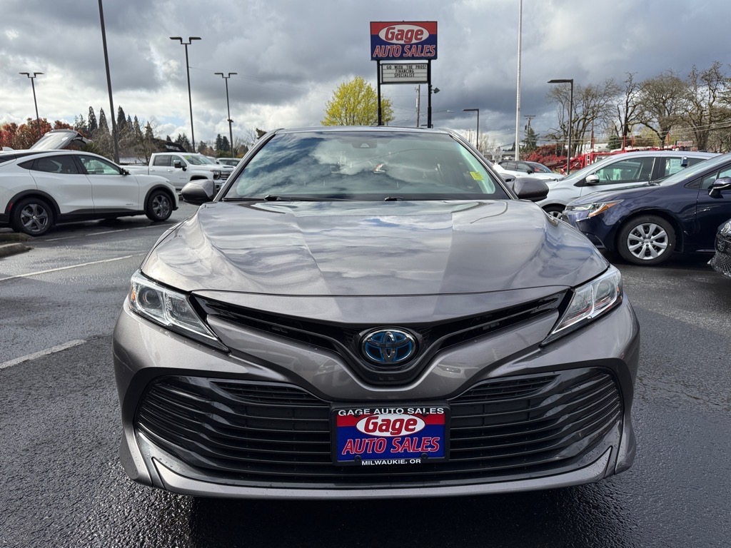 Vehicle image 10 of 31