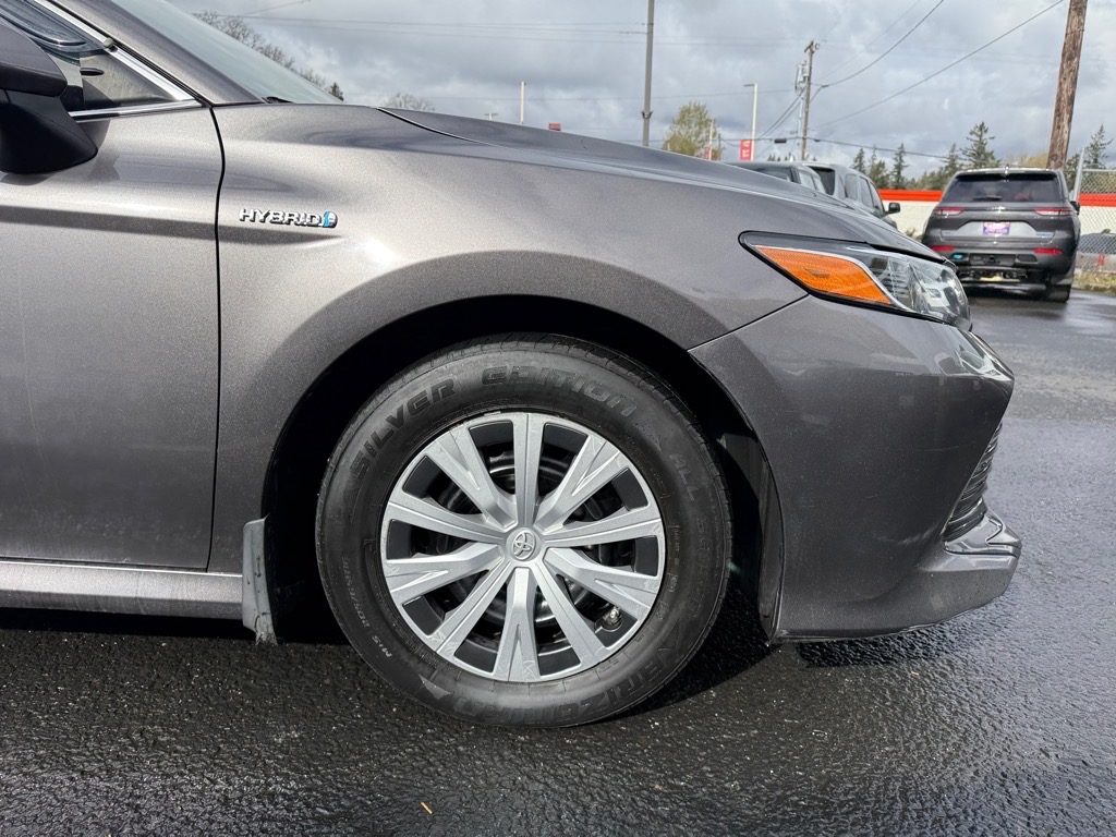Vehicle image 11 of 31