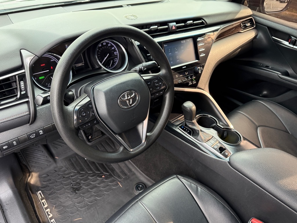 Vehicle image 13 of 31