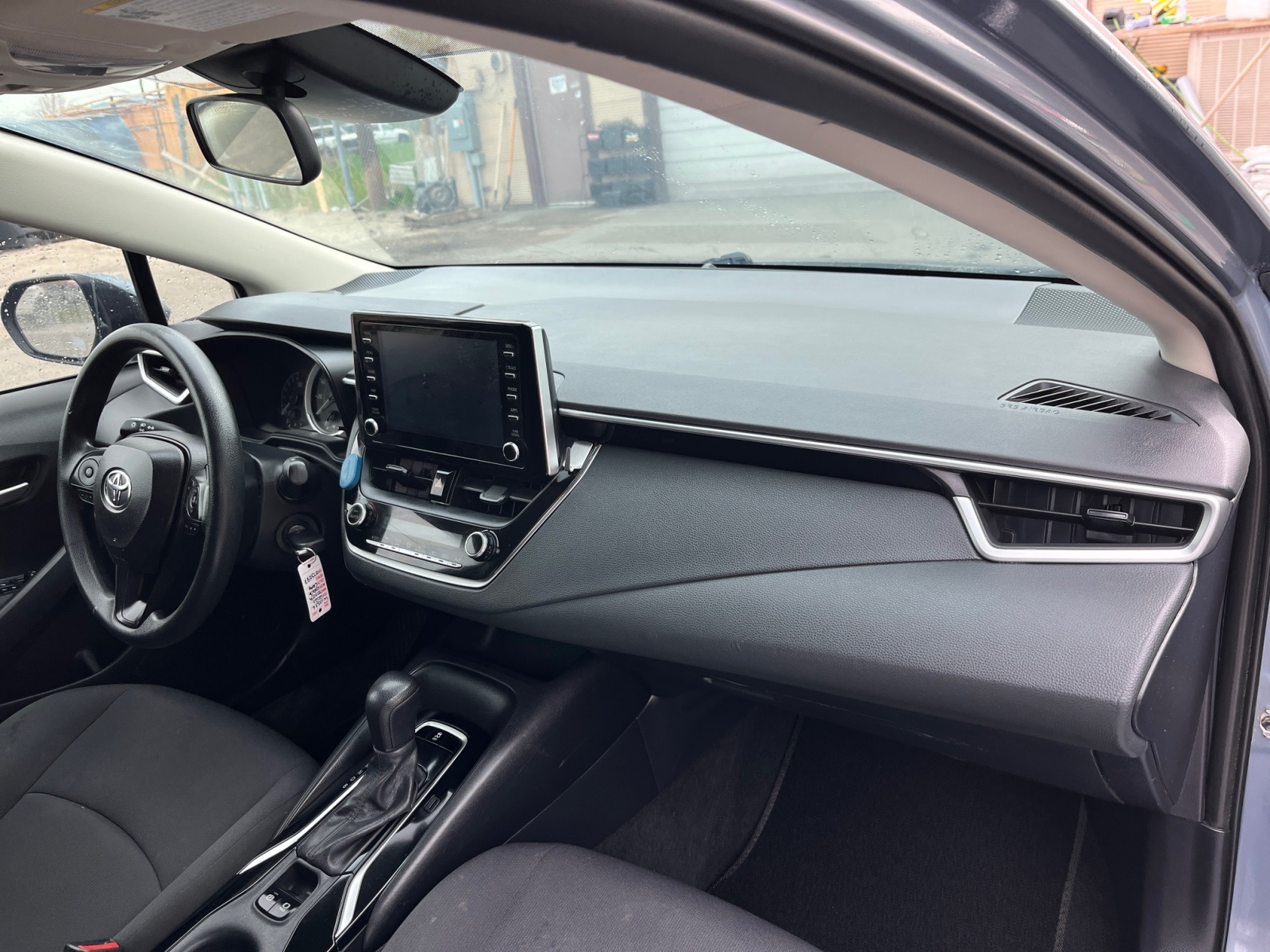 Vehicle image 16 of 35