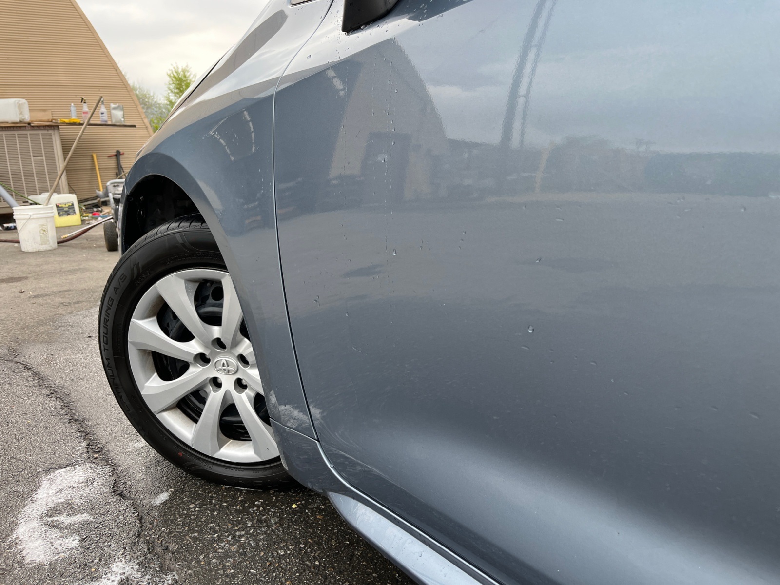 Vehicle image 26 of 35
