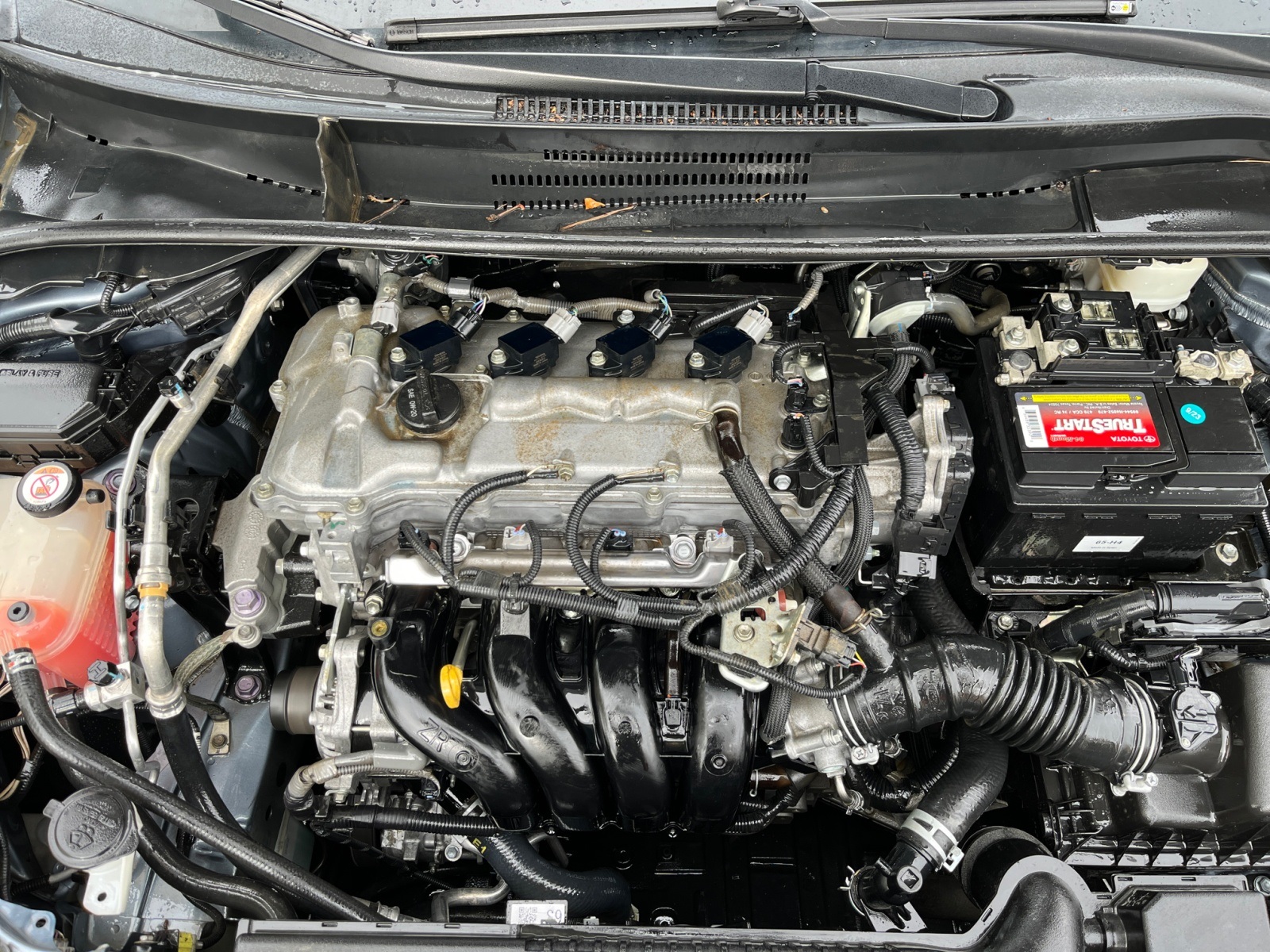 Vehicle image 33 of 35