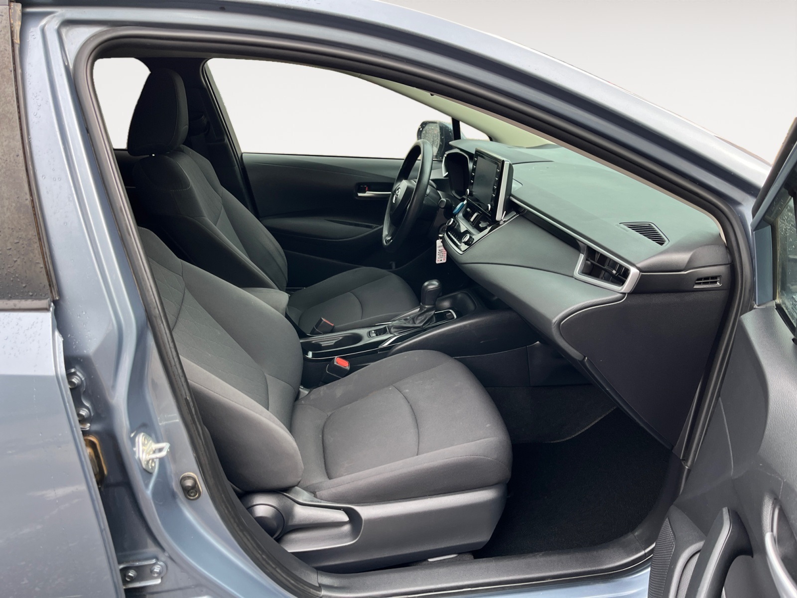 Vehicle image 15 of 35