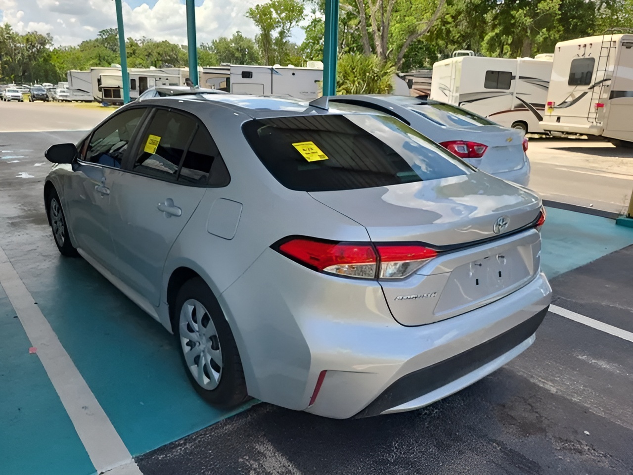 Vehicle image 16 of 16