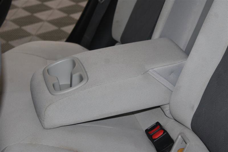 Vehicle image 27 of 50