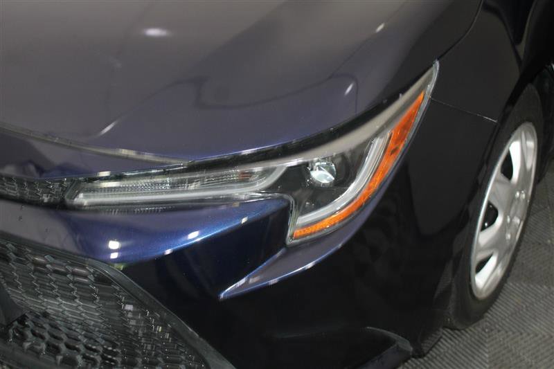 Vehicle image 12 of 50
