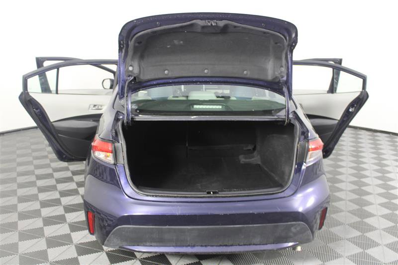 Vehicle image 10 of 50