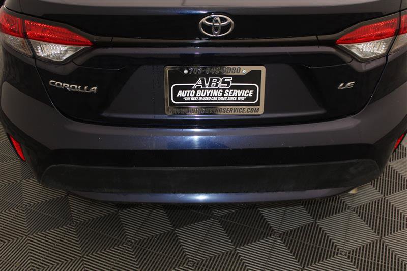 Vehicle image 15 of 50