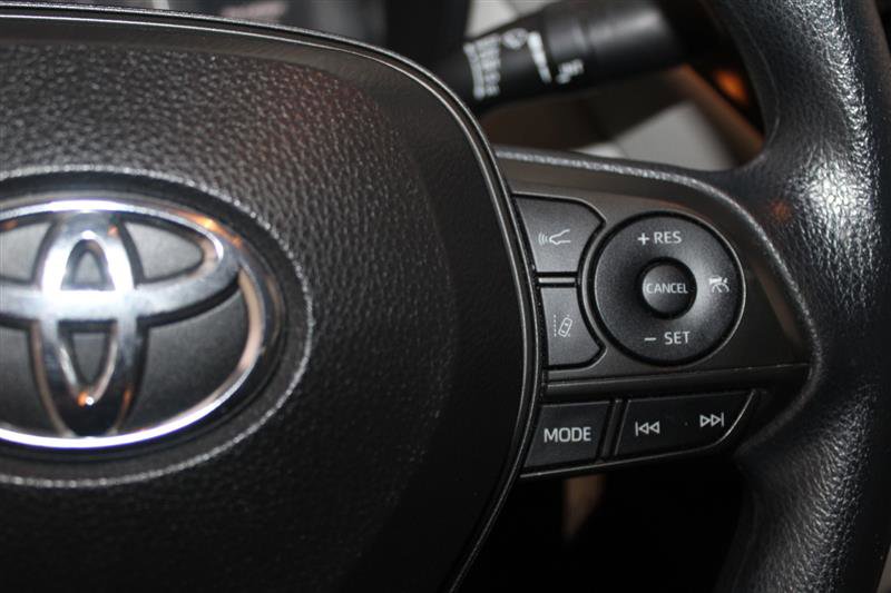 Vehicle image 42 of 50