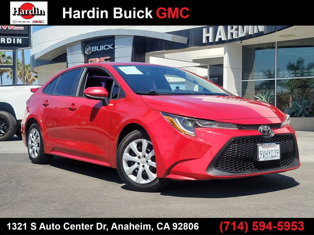 2020 Toyota Corolla LE Image 2 of 30