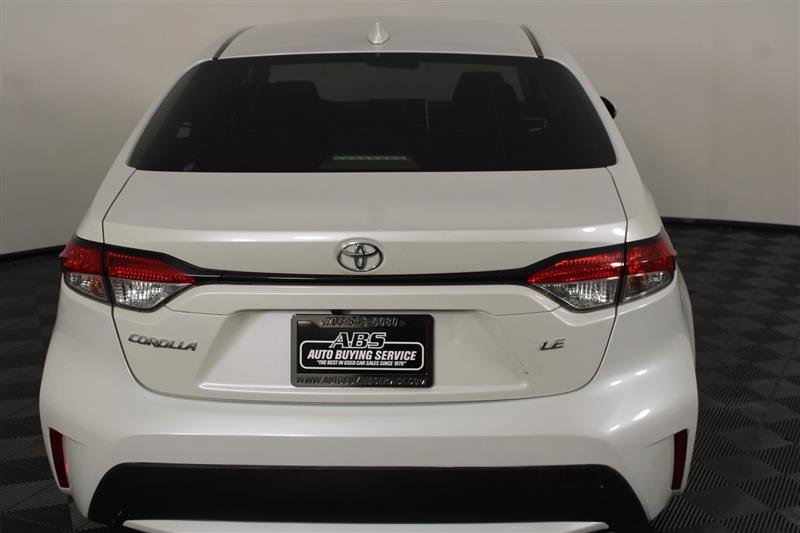 2020 Toyota Corolla LE Image 12 of 54